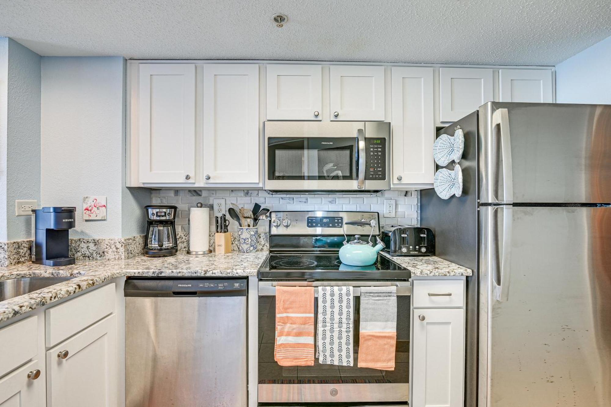 Beachy Condo With Pool Access And Steps To Boardwalk! Myrtle Beach Zewnętrze zdjęcie